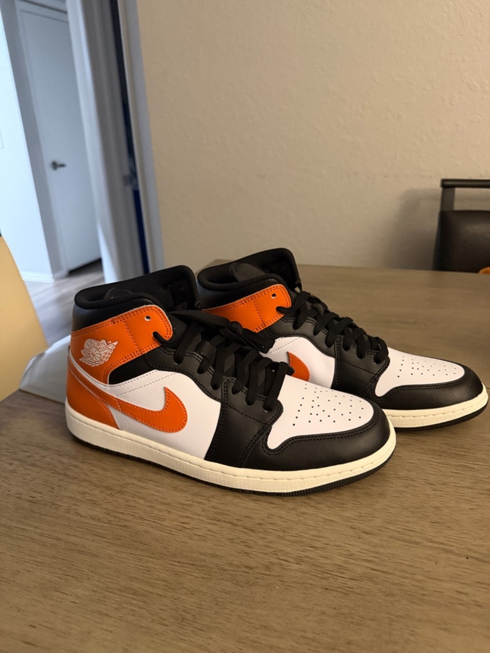 Nike Men’s Mid-Top Sneakers — Black/White/Orange